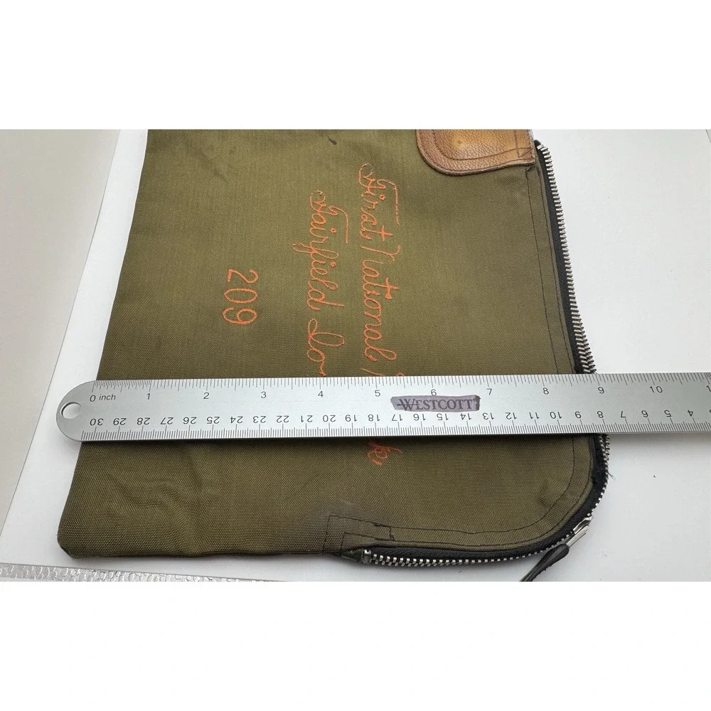 First National Bank Fairfield Iowa NO KEY~ Zipper Money Bag With Lock ~  Vtg 209